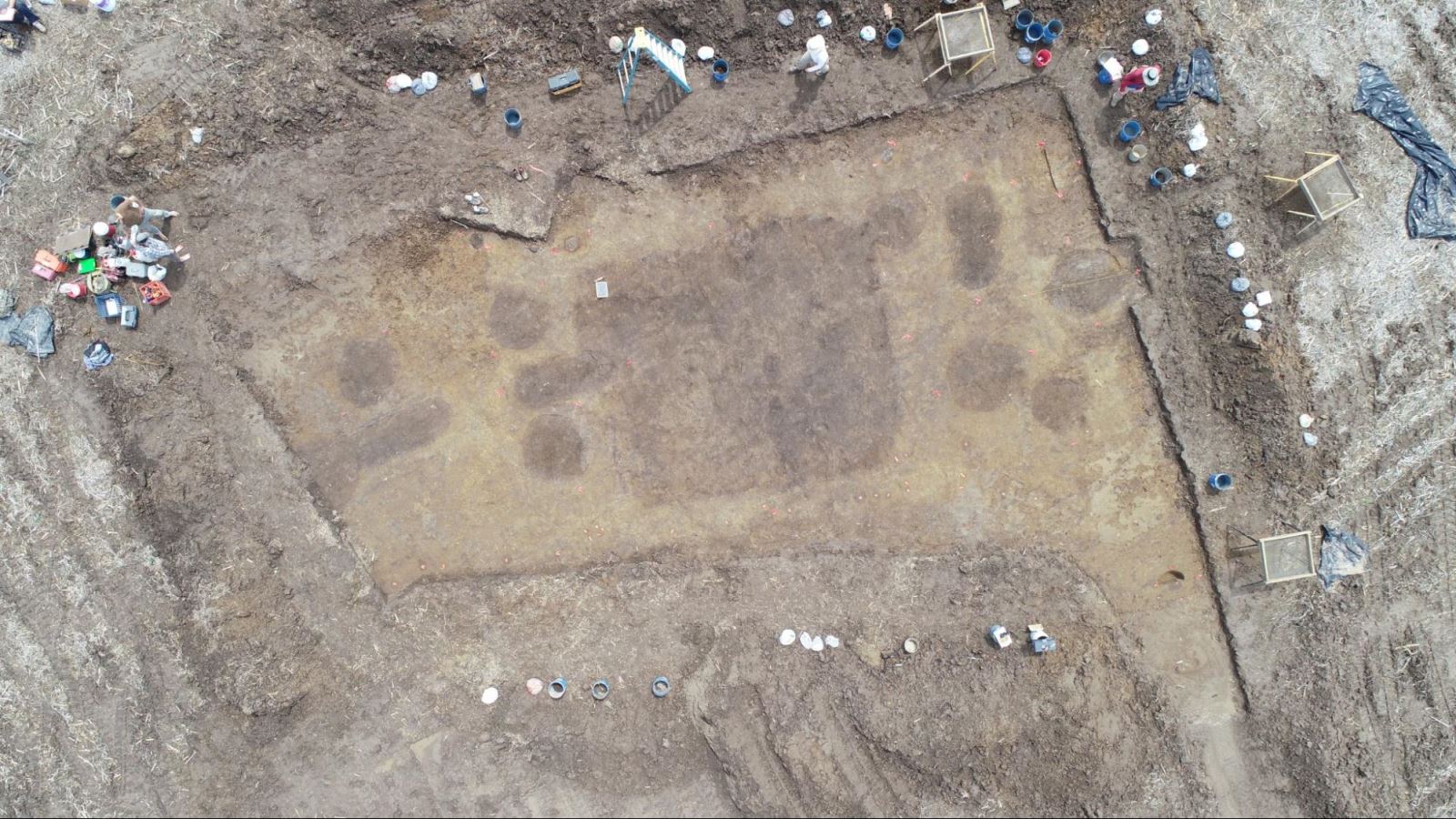 drone image of Noble-Wieting settlement excavation